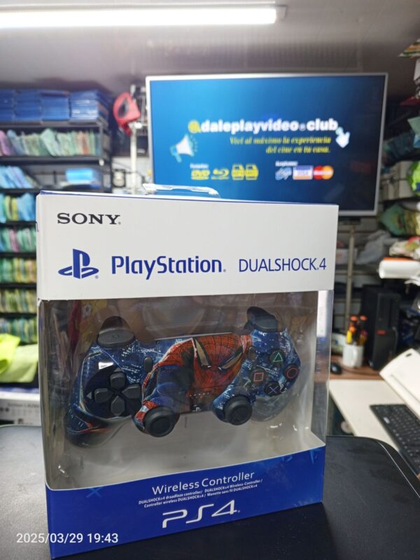 Control PS4 AAA Edición Especial SPIDER-MAN v2 - Imagen 2