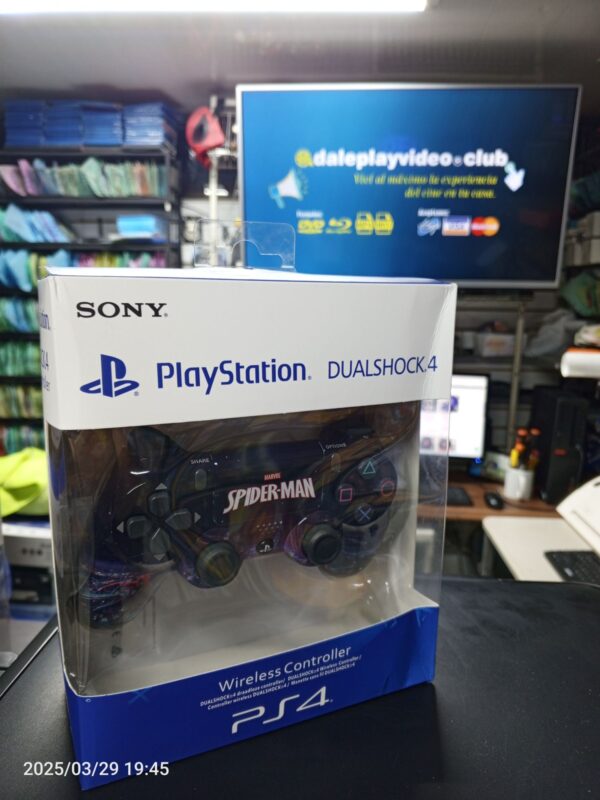 Control PS4 AAA Edición Especial SPIDER-MAN - Imagen 2